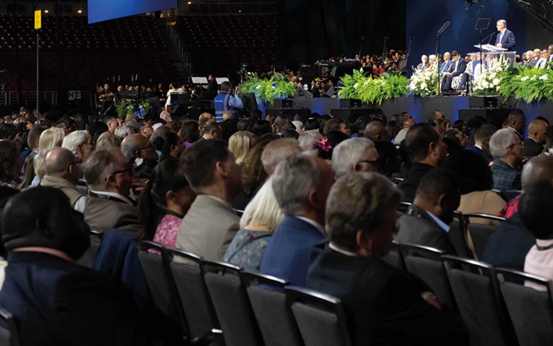 EL COSTO DE SENTARSE JUNTOS